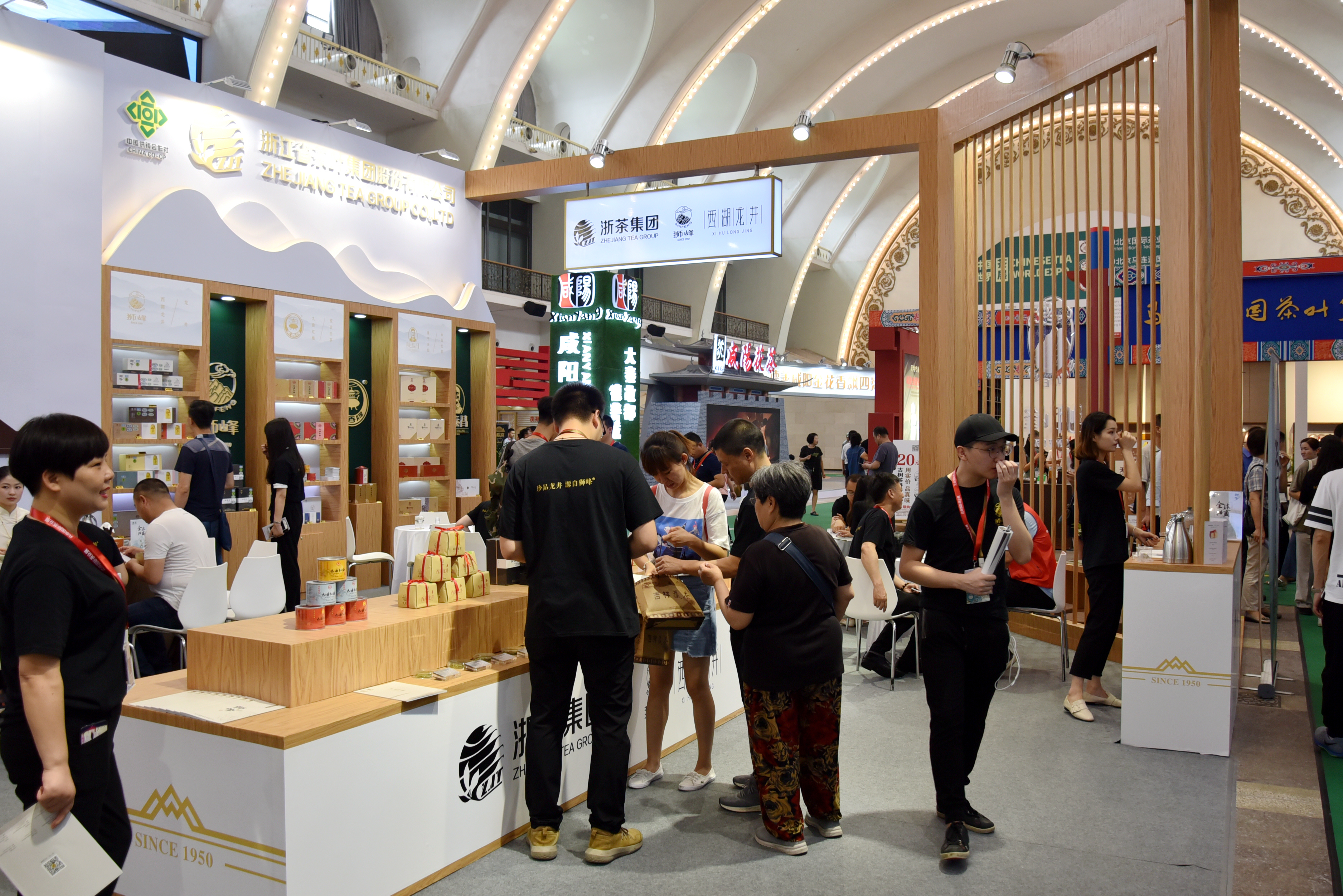 品牌引领，创新未来——安博网页中国有限公司集团亮相北京2019“两展一节”