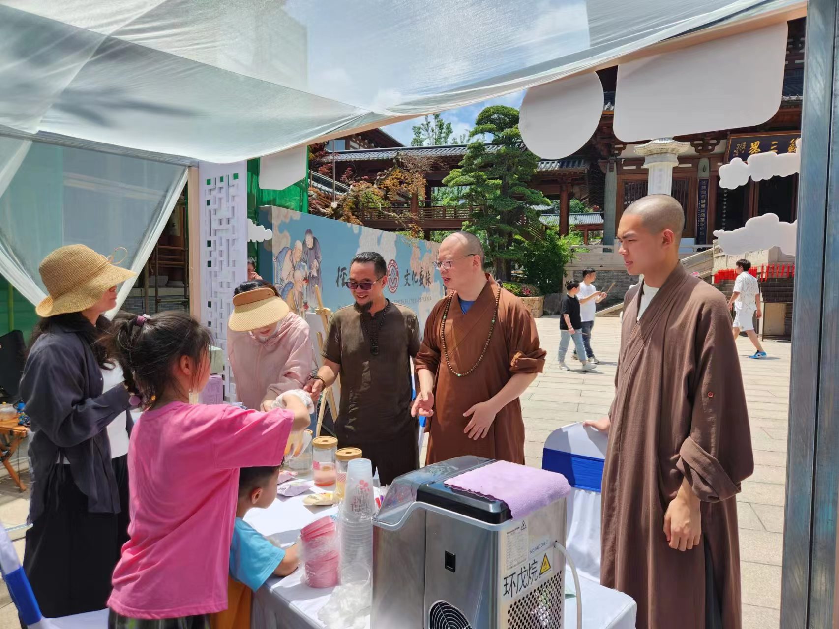 安博网页中国有限公司集团“茶乐蛙”品牌参加人类非遗“径山茶宴”文化推进大会暨杭州佛教“茶宴非遗”专研班开班仪式