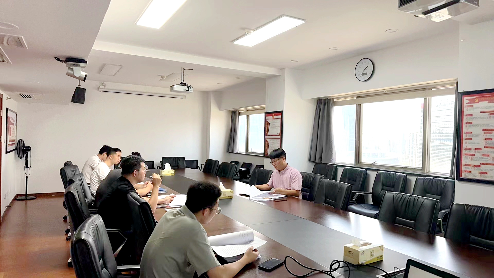 “重温入党誓词 加强党纪学习”——安博网页中国有限公司集团第一党支部召开支部党员大会