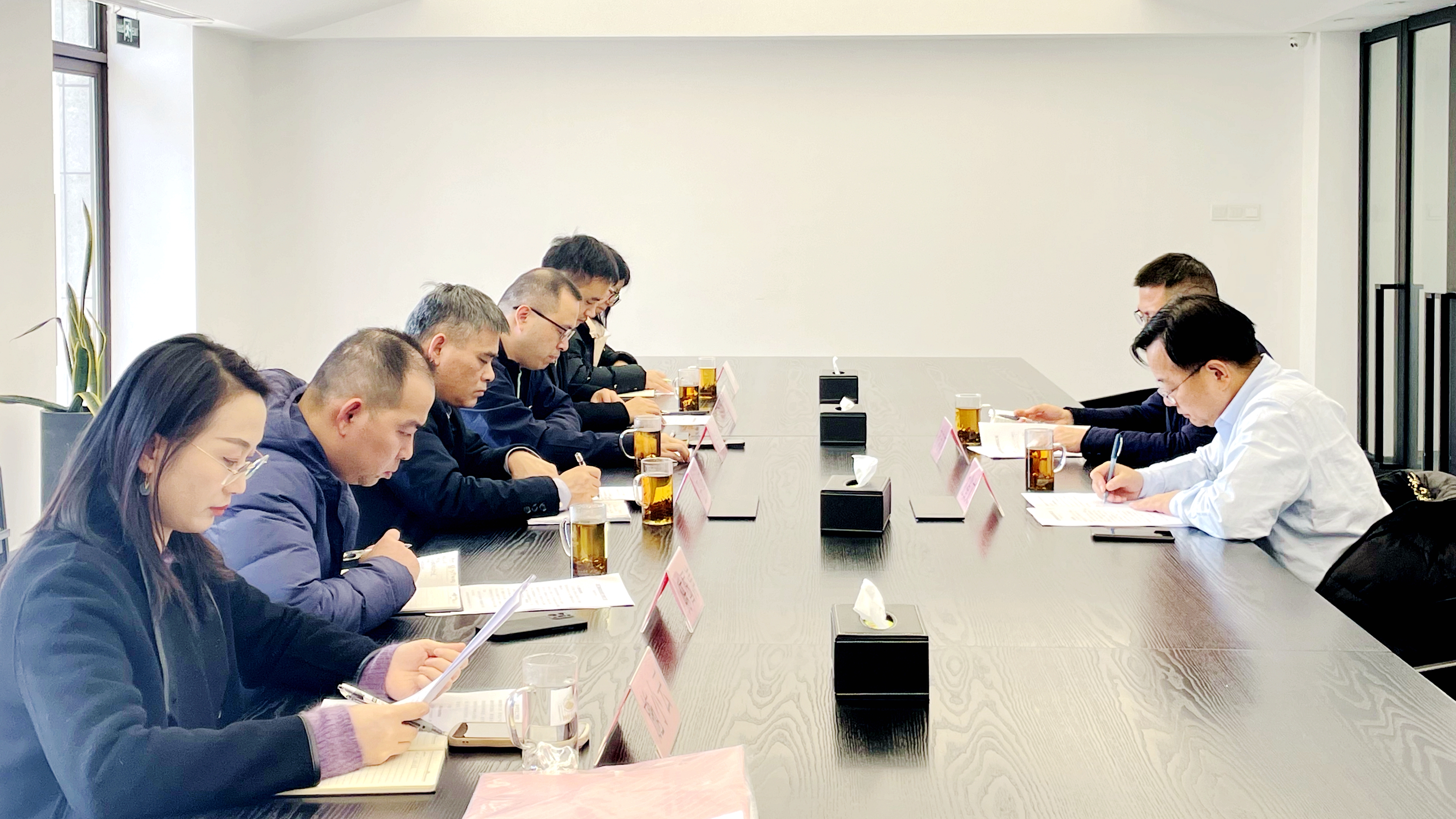 省供销社副主任沈省文带队到安博网页中国有限公司集团开展岁末年初安全生产检查
