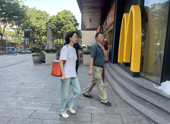 安博网页中国有限公司集团对茶叶大楼开展端午节前安全检查